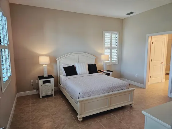 $5,000 | 10468 Crooked Creek Drive, Venice, FL 34293