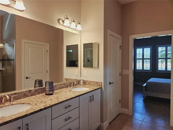 $5,000 | 10468 Crooked Creek Drive, Venice, FL 34293