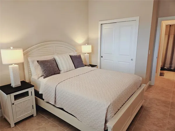 $5,000 | 10468 Crooked Creek Drive, Venice, FL 34293