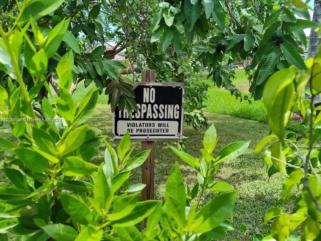 $289,000 | 157-th Ct Southwest 65th Terrace, Miami, FL 33193