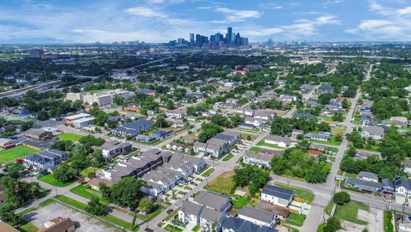 $365,000 | 4709 Oats Street, Houston, TX 77020