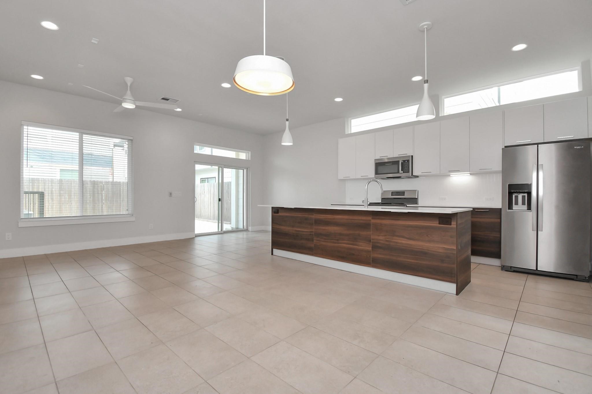 4709 Oats Street Houston, TX 77020 - Photo 8 of 34