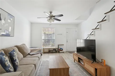 $145,000 | 3009 9th Street, Unit C, Metairie, LA 70002