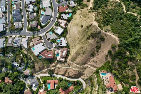 $1,100,000 | 2521 Nottingham Avenue, Los Angeles, CA 90027