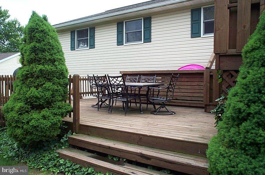 102 East Manor Drive Lititz, PA 17543 - Photo 11 of 12