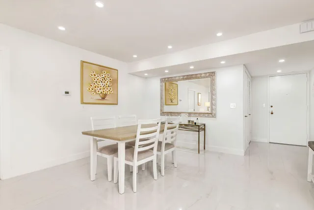 $1,495,000 | 3300 South Ocean Boulevard, Unit 306N, Palm Beach, FL 33480