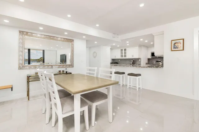 $1,495,000 | 3300 South Ocean Boulevard, Unit 306N, Palm Beach, FL 33480