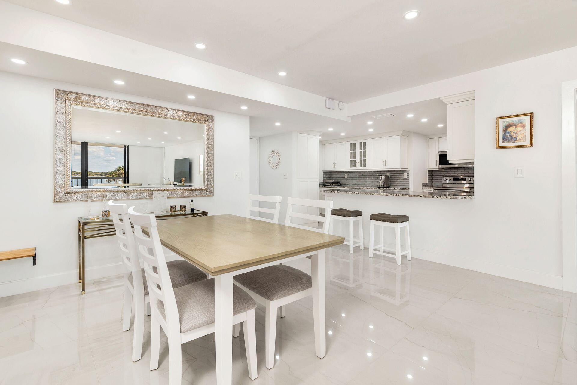 3300 South Ocean Boulevard, Unit 306N Palm Beach, FL 33480 - Photo 19 of 35 Dining Area