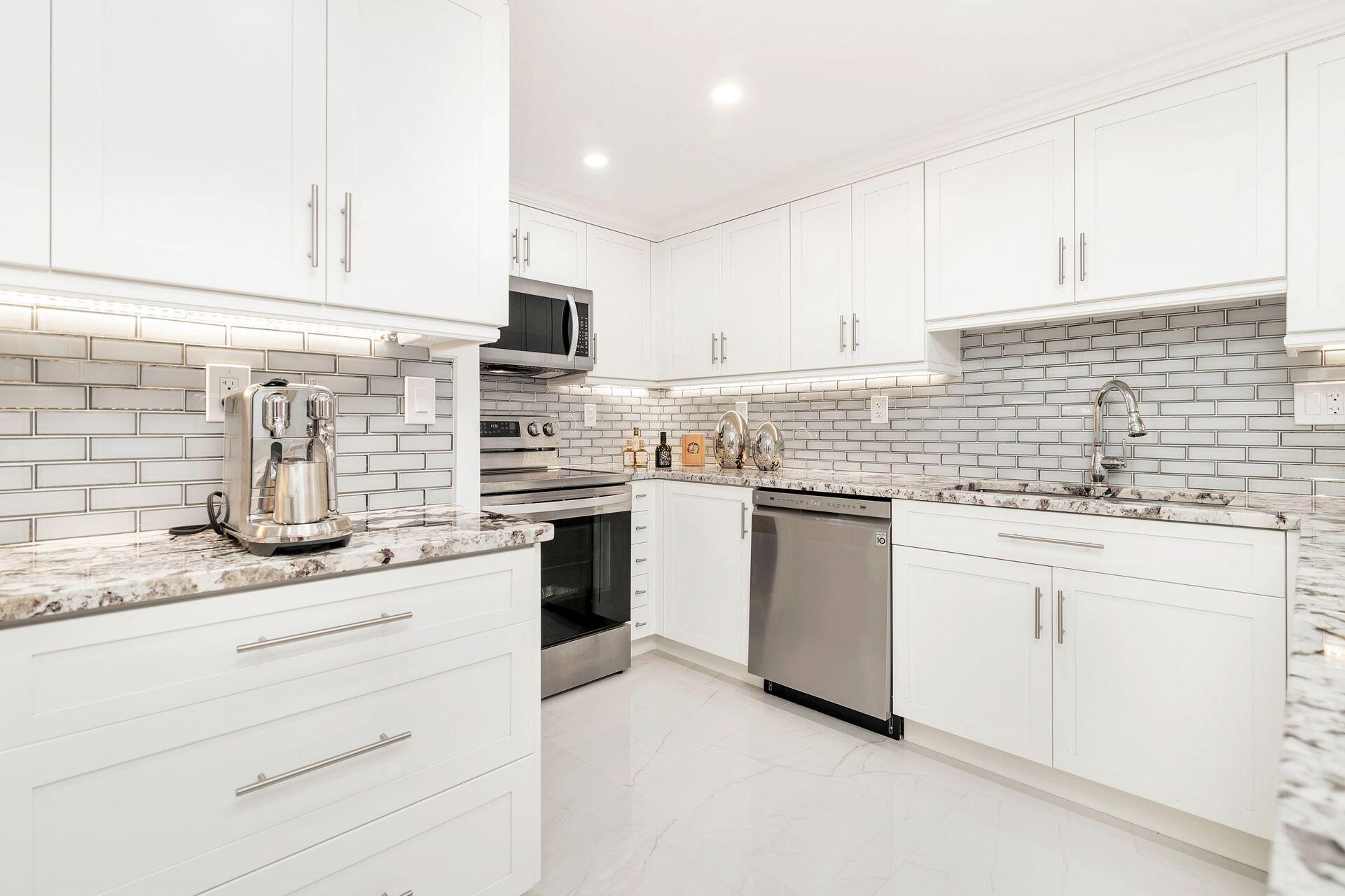 3300 South Ocean Boulevard, Unit 306N Palm Beach, FL 33480 - Photo 8 of 35 Kitchen