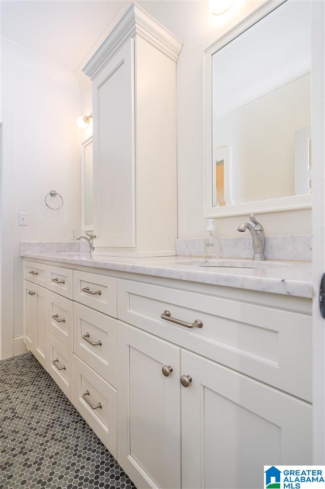 1749 Wellington Road Birmingham, AL 35209 - Photo 39 of 50