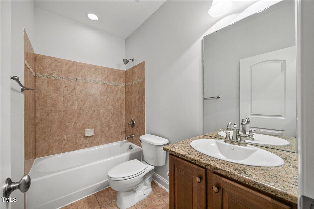 5119 Orabelle Court Raleigh, NC 27606 - Photo 19 of 40 16
