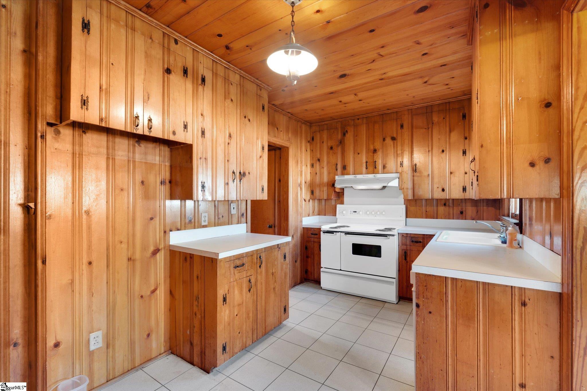 2186 State Rd S-30-260 Clinton, SC 29325 - Photo 14 of 49 Gallery Image 14