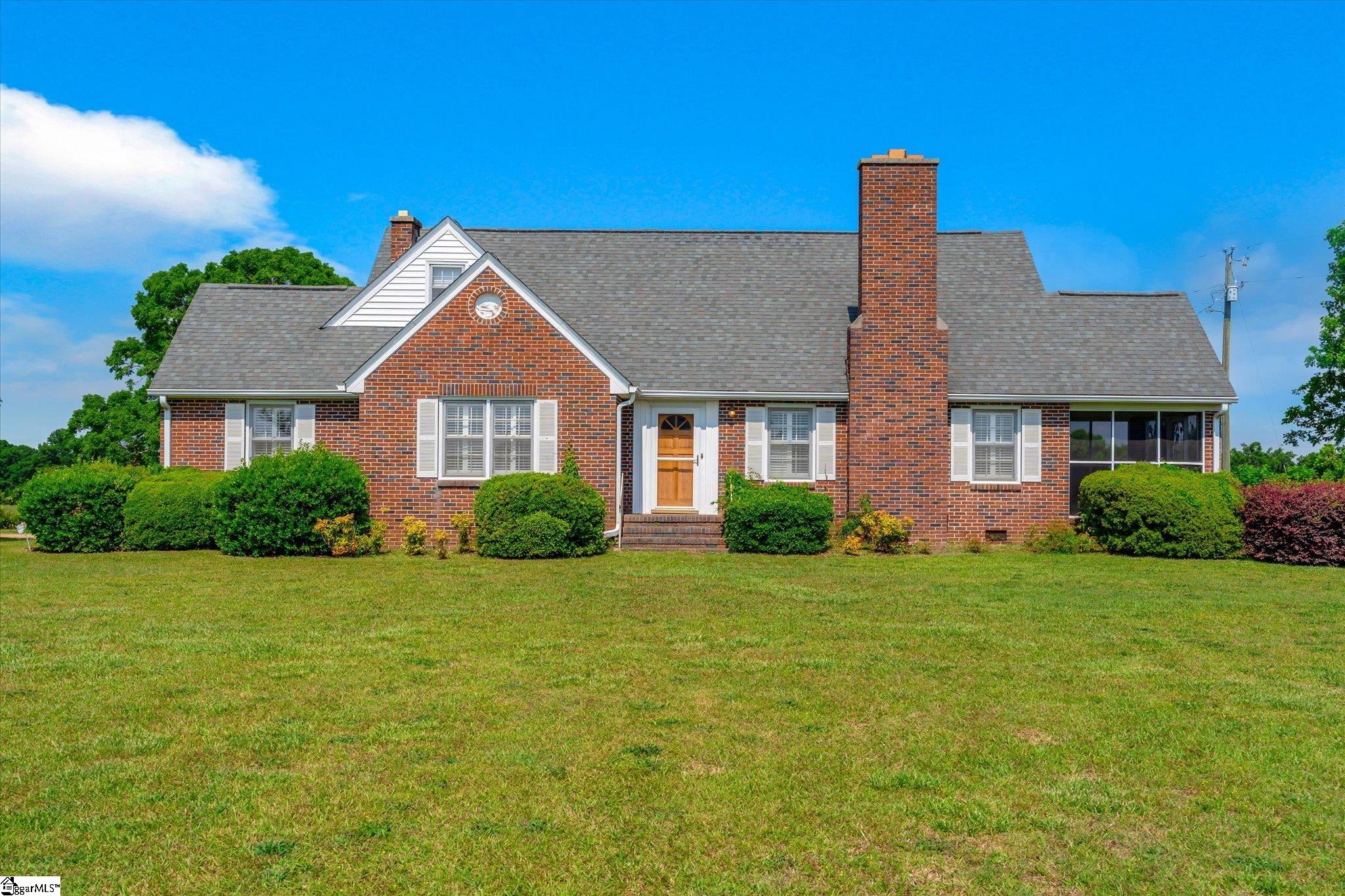 2186 State Rd S-30-260 Clinton, SC 29325 - Photo 2 of 49 Gallery Image 2
