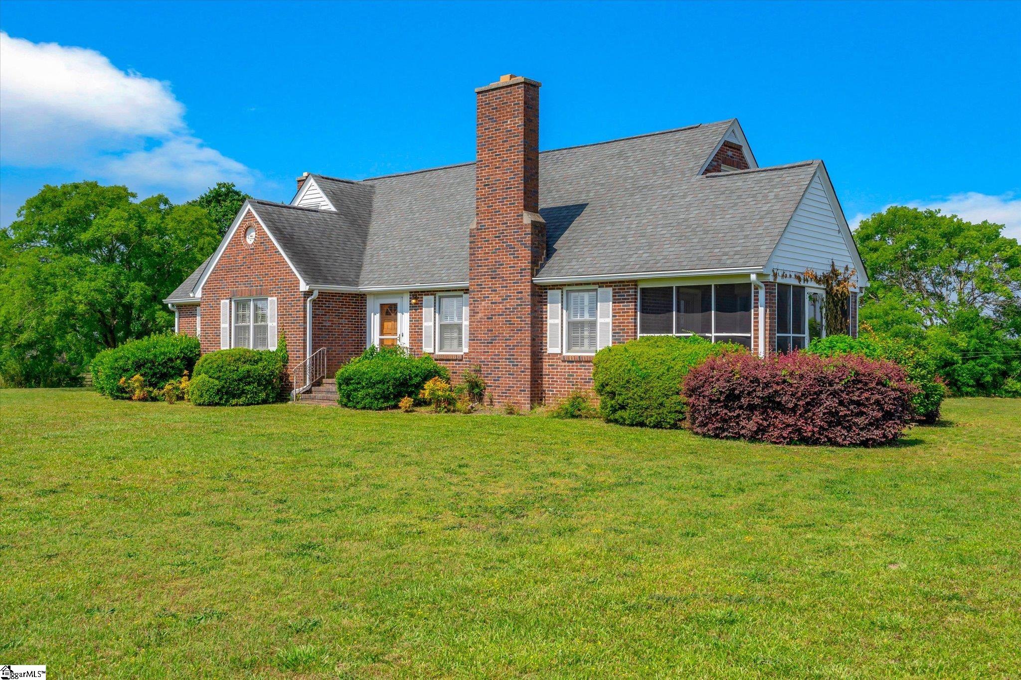 2186 State Rd S-30-260 Clinton, SC 29325 - Photo 3 of 49 Gallery Image 3