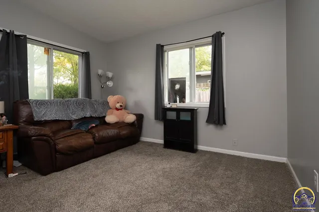 $150,000 | 2920 Southwest Twilight Drive, Topeka, KS 66614