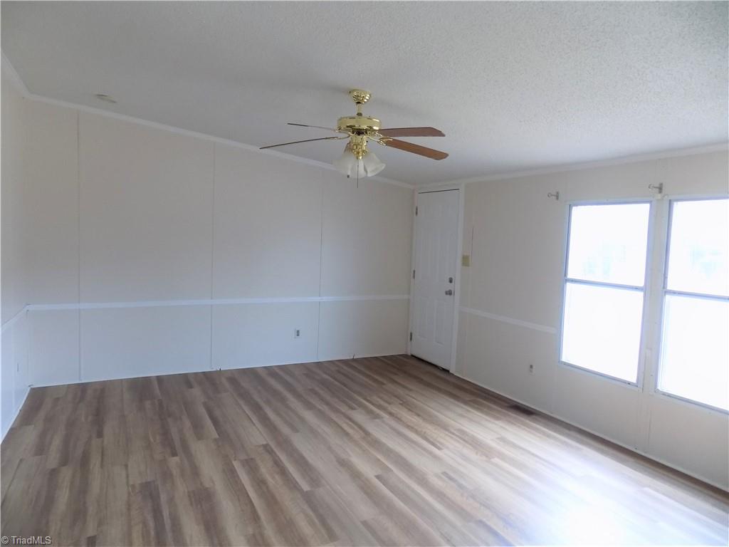 201 Christopher Road Stokesdale, NC 27357 - Photo 4 of 16 Gallery Image 4