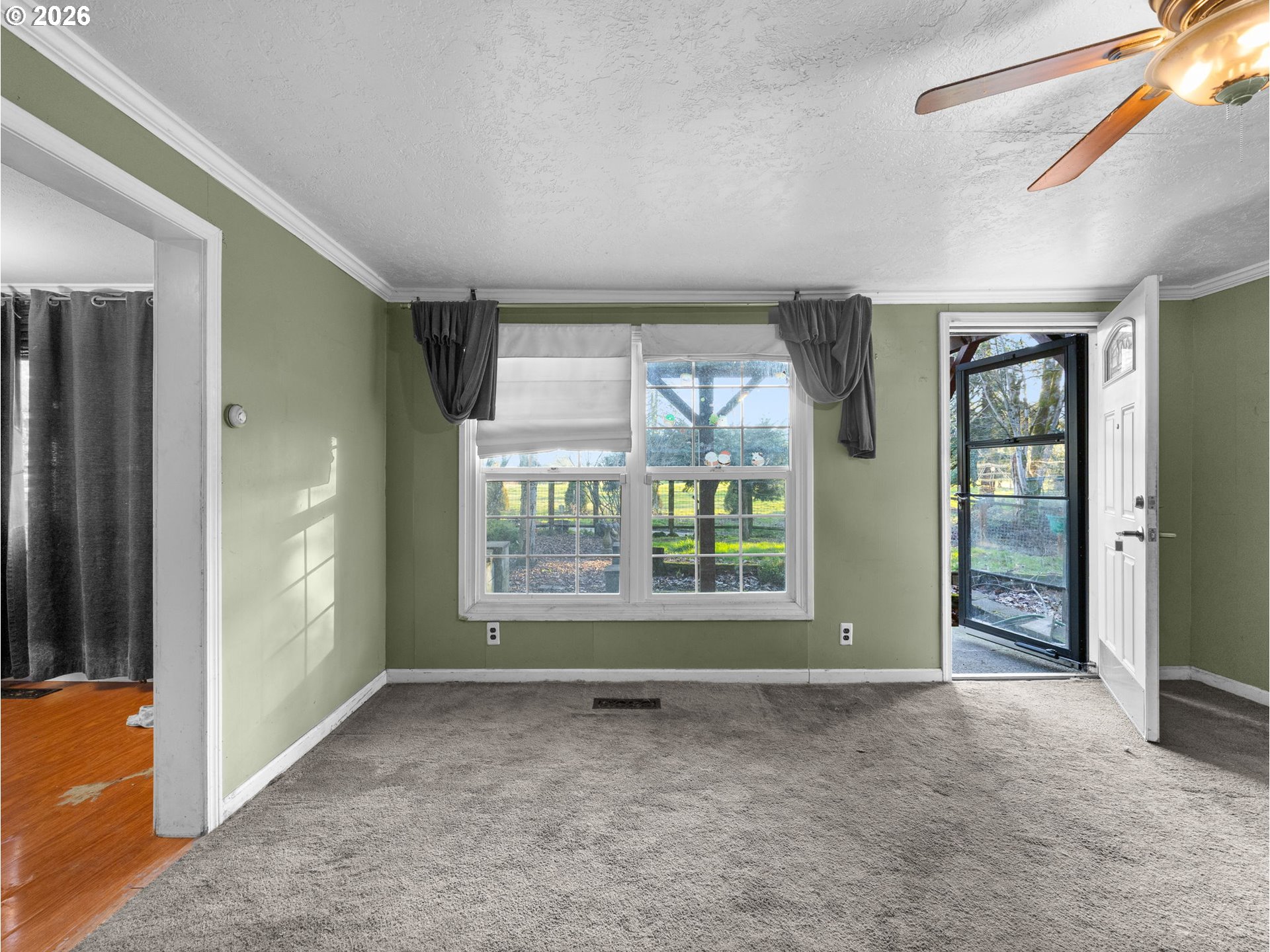 7634 Southeast Hogan Road Gresham, OR 97080 - Photo 12 of 39