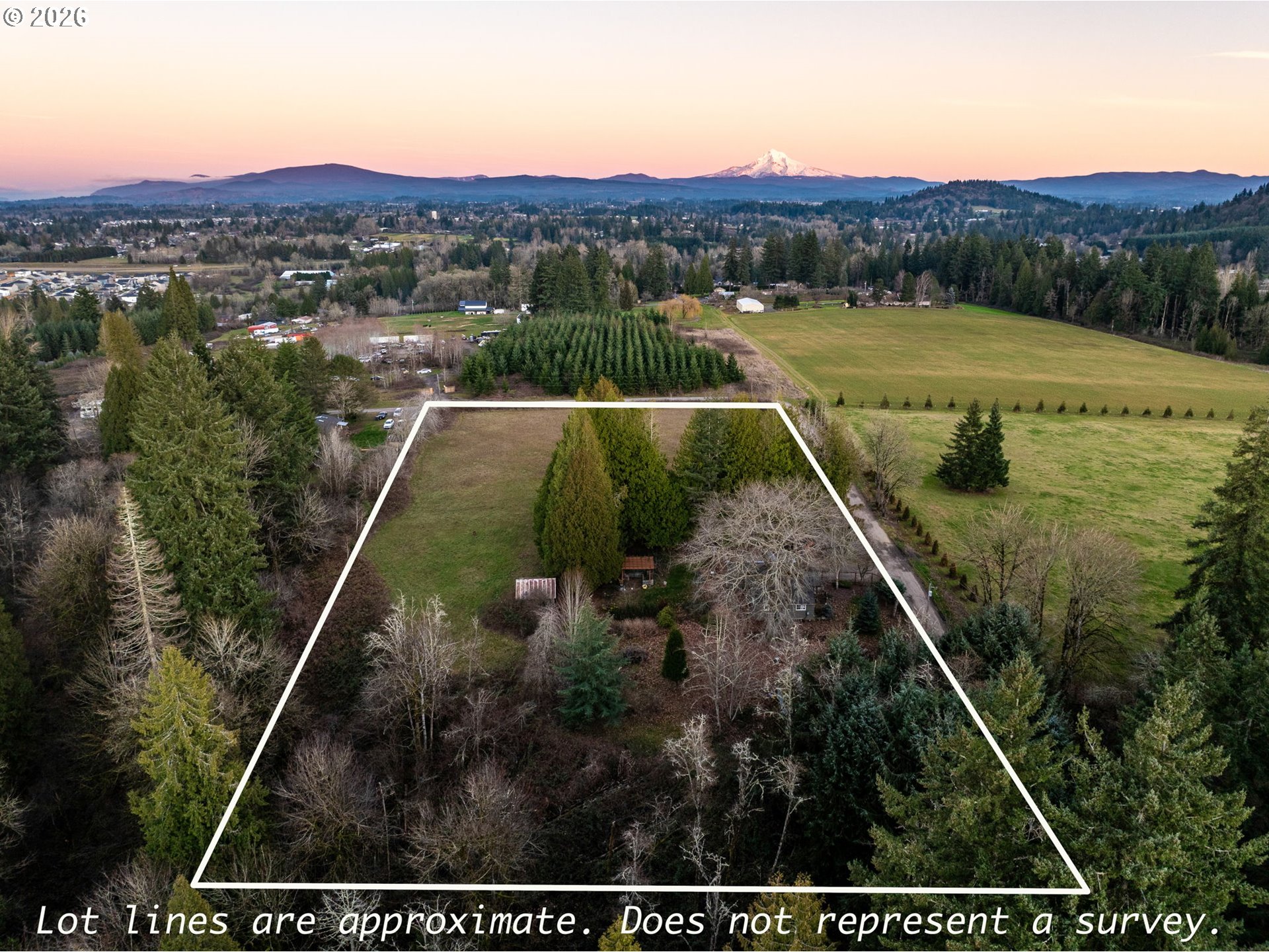 7634 Southeast Hogan Road Gresham, OR 97080 - Photo 2 of 39