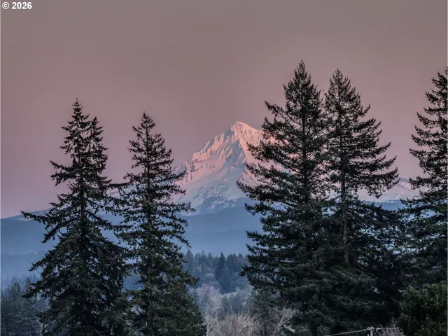 $549,900 | 7634 Southeast Hogan Road, Gresham, OR 97080