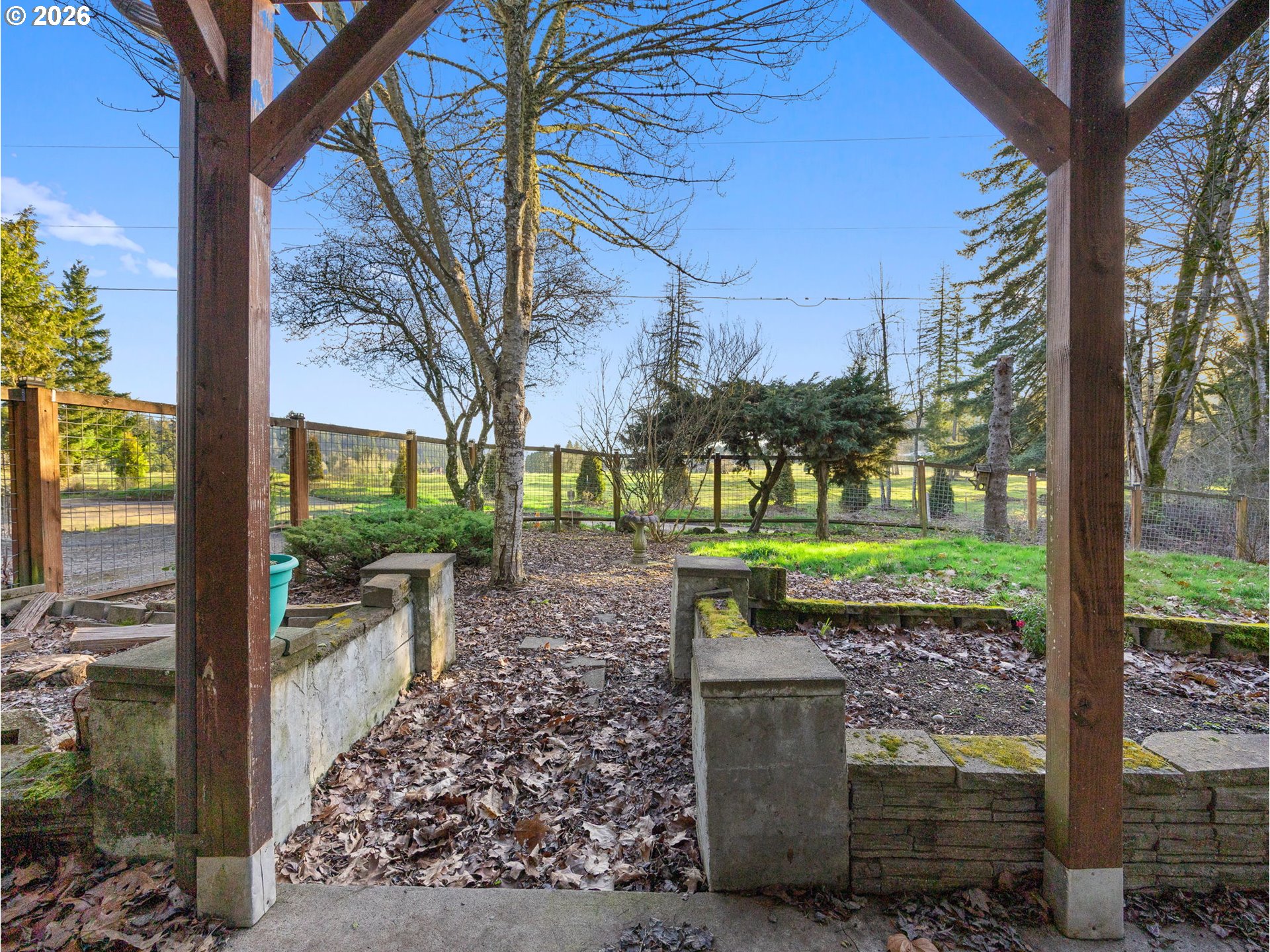 7634 Southeast Hogan Road Gresham, OR 97080 - Photo 5 of 39