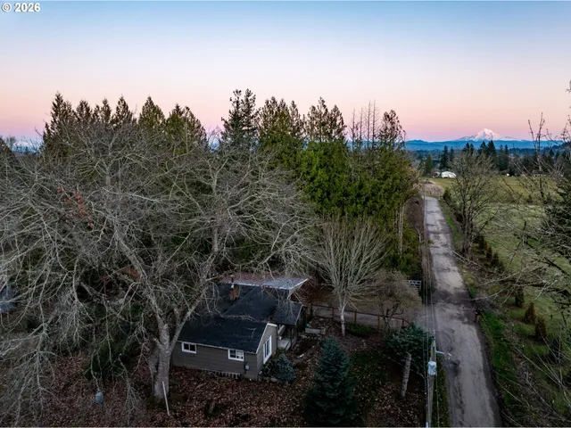 $549,900 | 7634 Southeast Hogan Road, Gresham, OR 97080