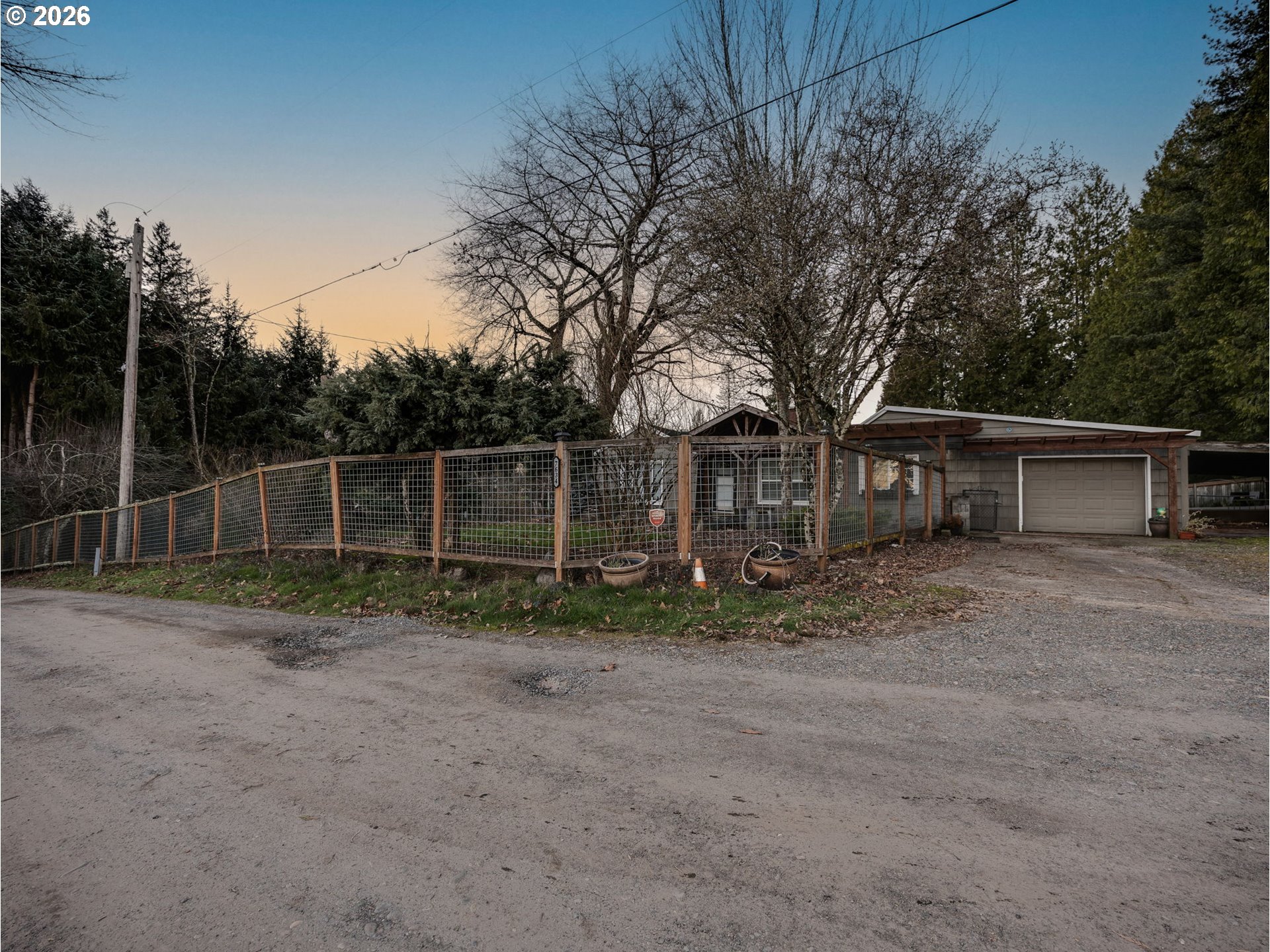 7634 Southeast Hogan Road Gresham, OR 97080 - Photo 8 of 39