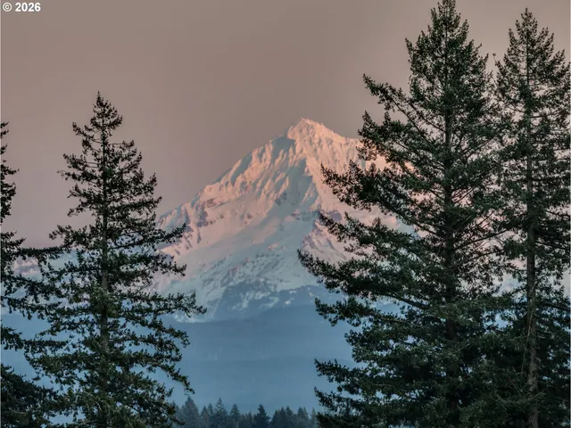 $549,900 | 7634 Southeast Hogan Road, Gresham, OR 97080