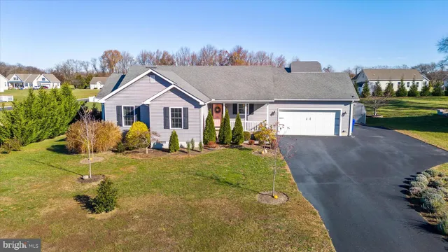 $385,000 | 25 East Buck Point Road, Clayton, DE 19938