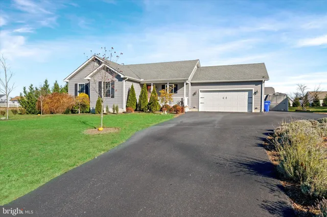 $385,000 | 25 East Buck Point Road, Clayton, DE 19938