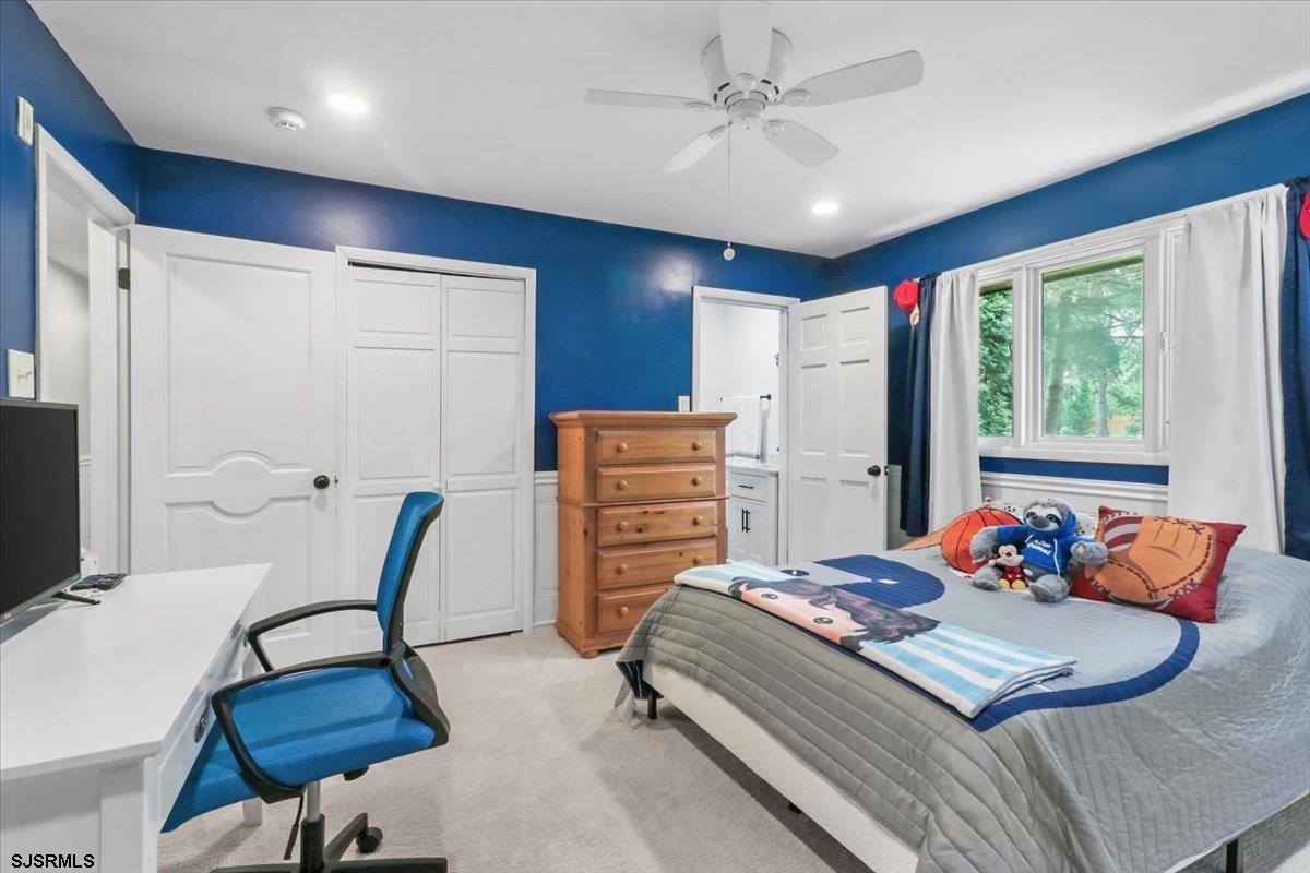 401 Clarkstown Road Mays Landing, NJ 08330 - Photo 34 of 57 a bedroom with furniture and a window