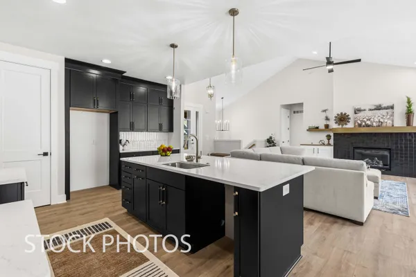 $1,750,000 | 8137 West P Q Avenue, Kalamazoo, MI 49009