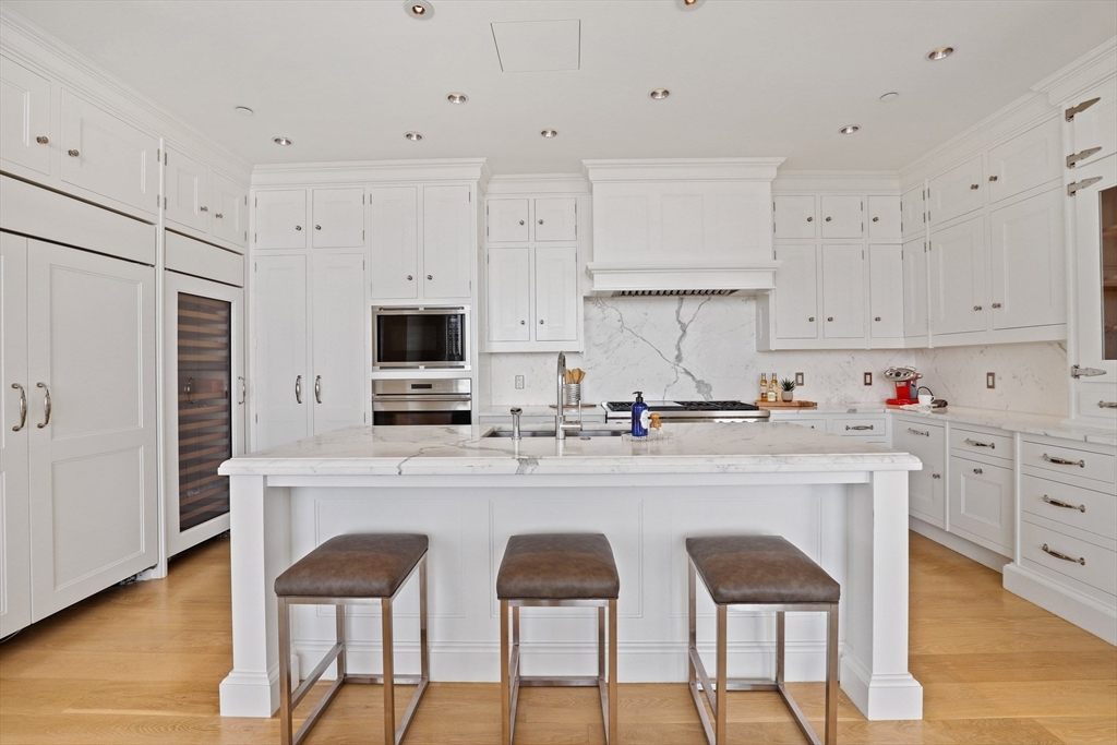 1 Franklin Street, Unit PH3A Boston, MA 02110 - Photo 15 of 39