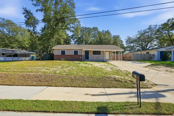$1,750 | 20 Kohler Drive, Mary Esther, FL 32569