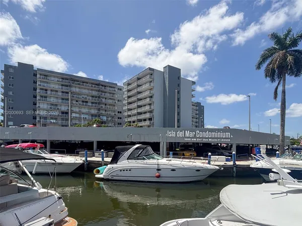 $199,000 | 1800 Northwest 24th Avenue, Unit 314, Miami, FL 33125