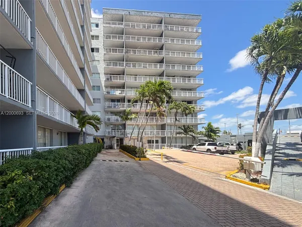 $199,000 | 1800 Northwest 24th Avenue, Unit 314, Miami, FL 33125