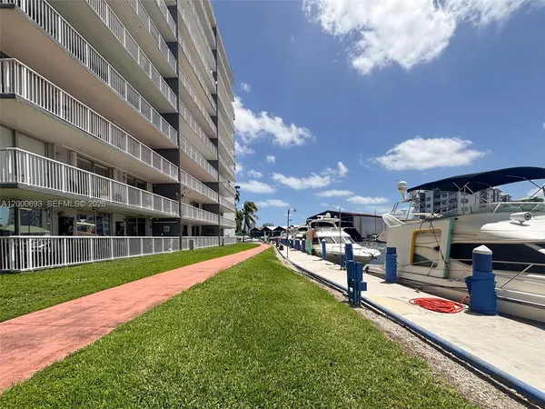 $199,000 | 1800 Northwest 24th Avenue, Unit 314, Miami, FL 33125