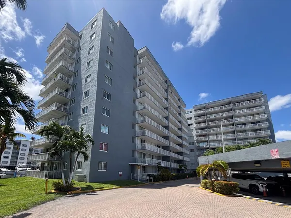 $199,000 | 1800 Northwest 24th Avenue, Unit 314, Miami, FL 33125