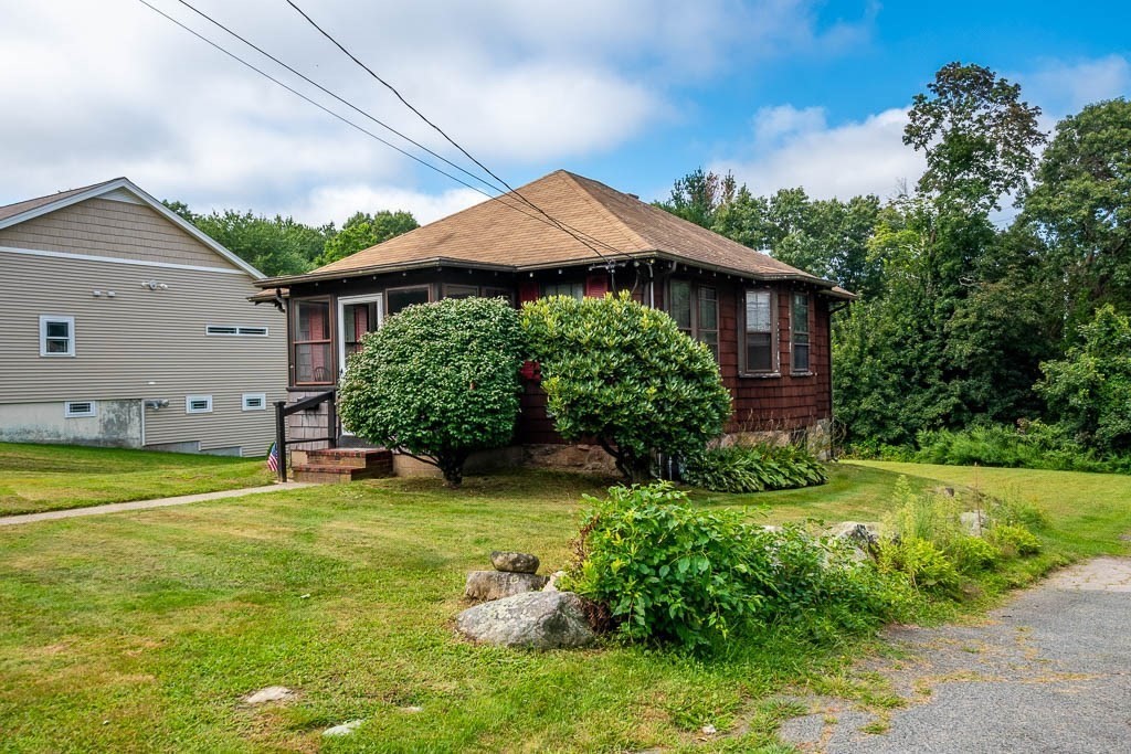 259 Norfolk Street Canton, MA 02021 - Photo 3 of 32 Gallery Image 3