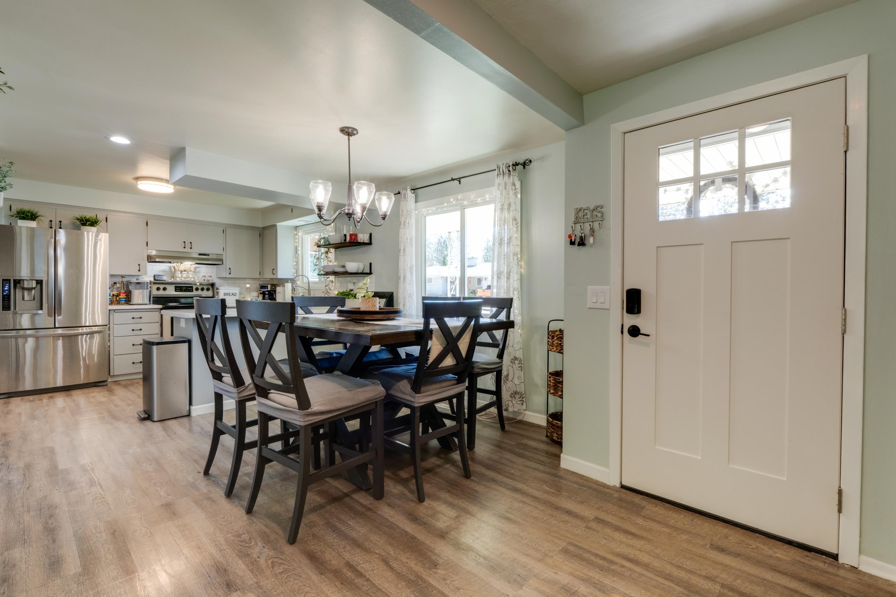 2908 West Weile Avenue Spokane, WA 99208 - Photo 3 of 48