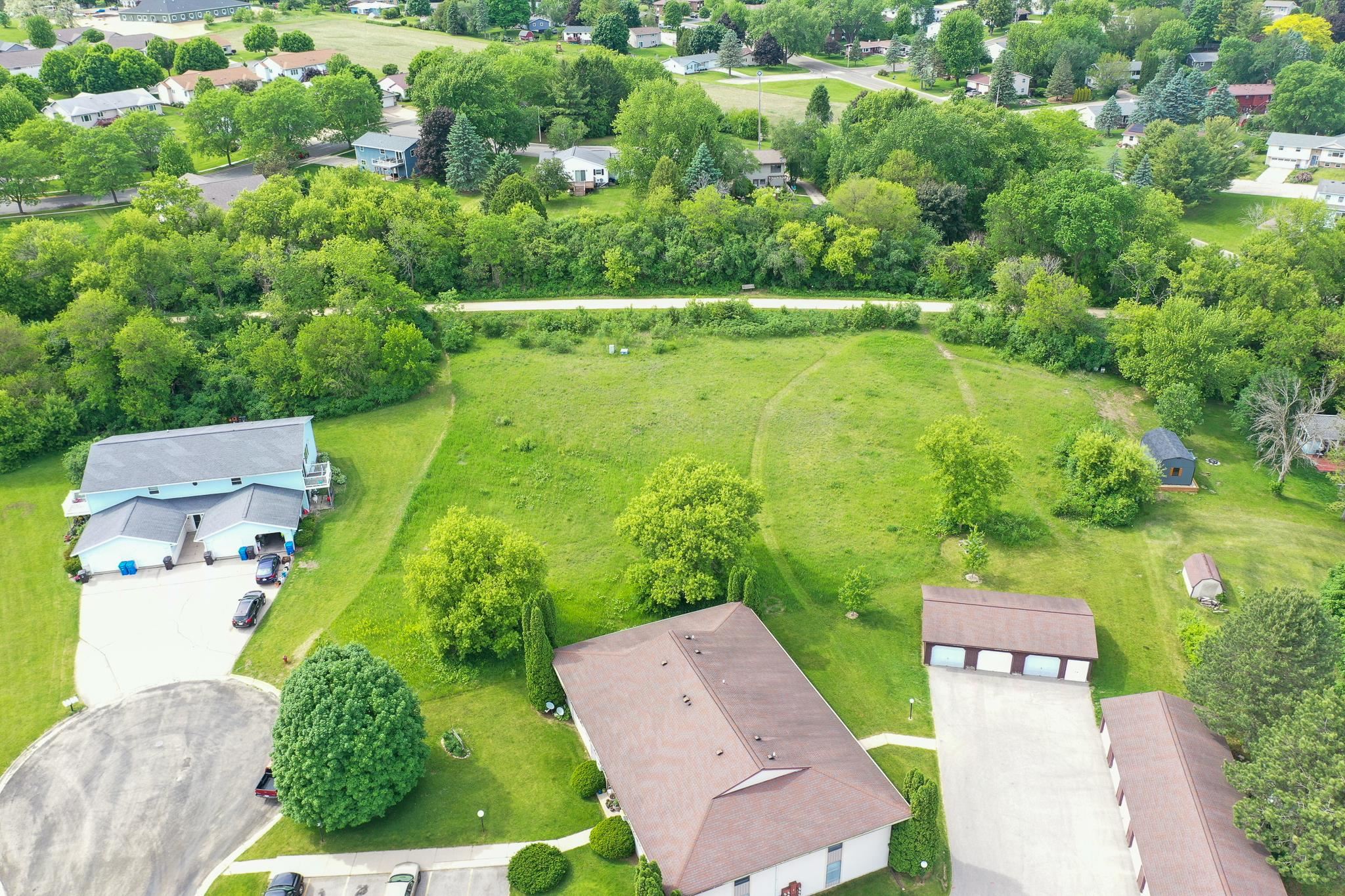 1322 Field Mount Mount Horeb, WI 53572 - Photo 8 of 12