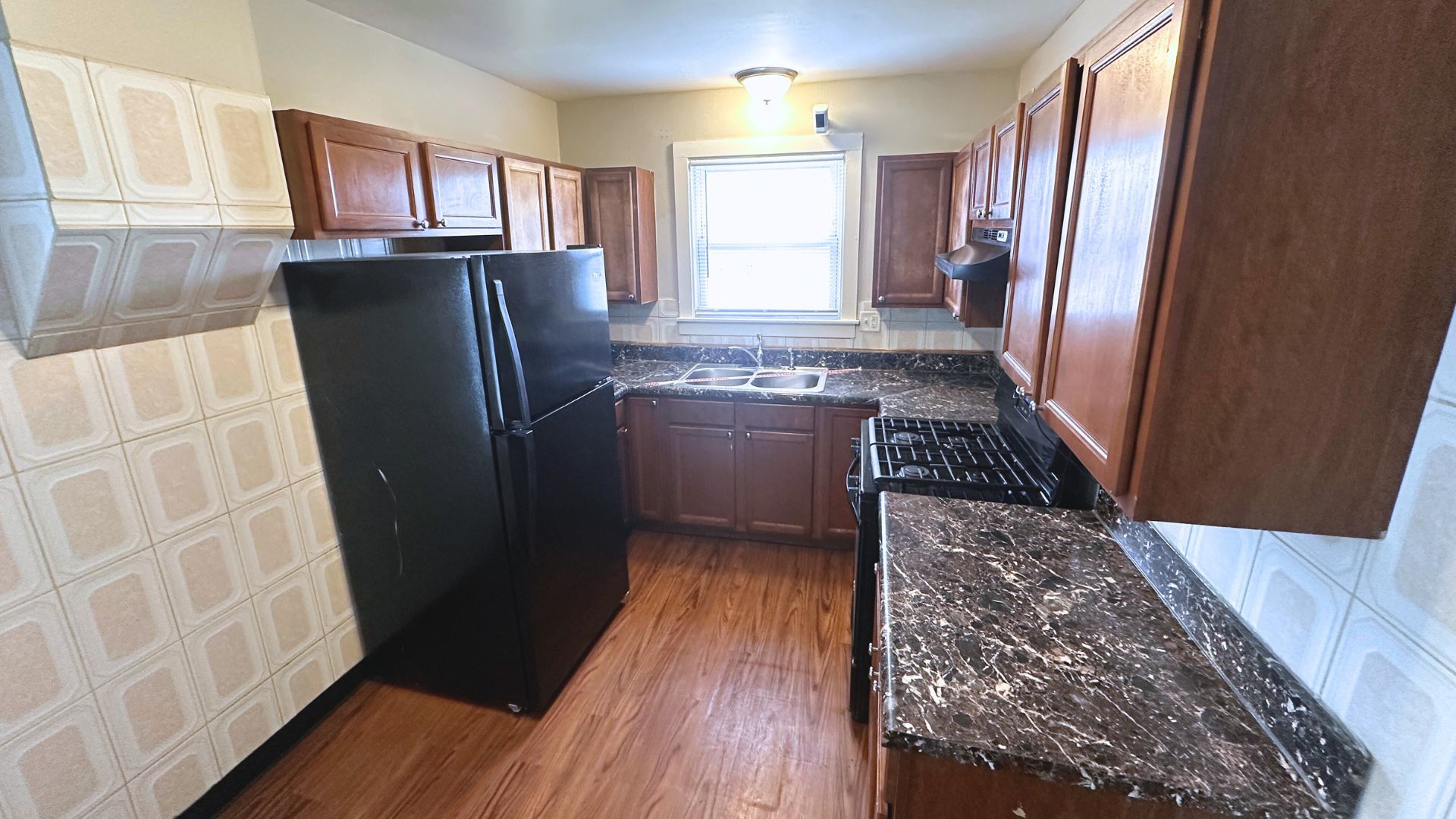 2830 Bernice Road Lansing, IL 60438 - Photo 7 of 18