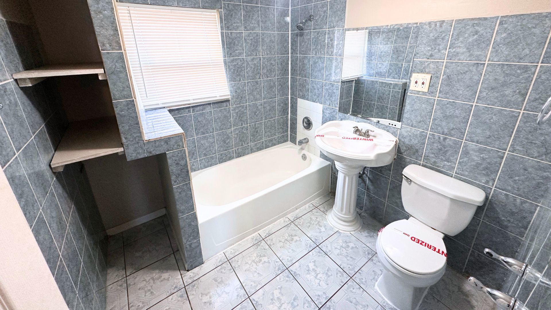 2830 Bernice Road Lansing, IL 60438 - Photo 9 of 18