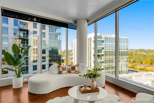 $1,450,000 | 10610 Northeast 9th Place, Unit 1924, Bellevue, WA 98004