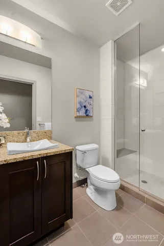 $1,450,000 | 10610 Northeast 9th Place, Unit 1924, Bellevue, WA 98004