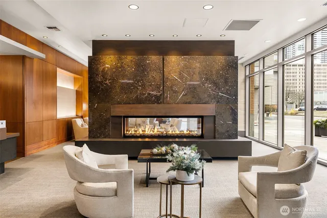 $1,450,000 | 10610 Northeast 9th Place, Unit 1924, Bellevue, WA 98004