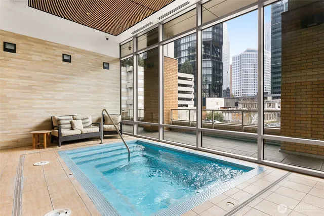 $1,450,000 | 10610 Northeast 9th Place, Unit 1924, Bellevue, WA 98004