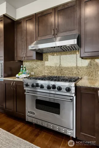 $1,450,000 | 10610 Northeast 9th Place, Unit 1924, Bellevue, WA 98004