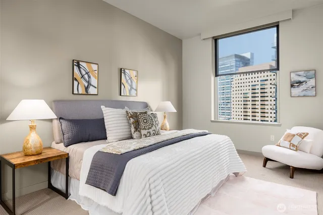 $1,450,000 | 10610 Northeast 9th Place, Unit 1924, Bellevue, WA 98004