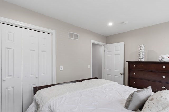 105 Lawrence Street Fall River, MA 02721 - Photo 14 of 27