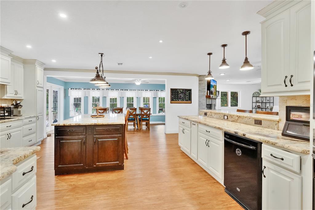 4410 Mildred Bass Road St. Cloud, FL 34772 - Photo 9 of 42